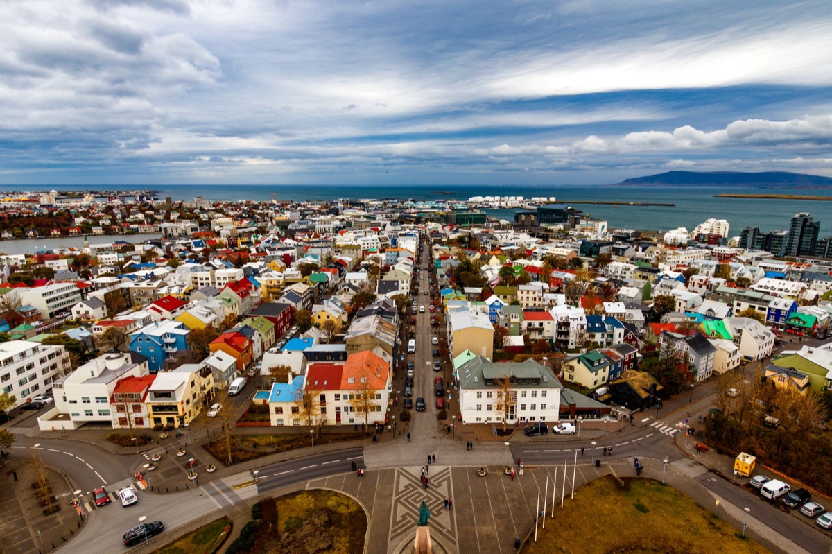 relação dívida e pib islandia