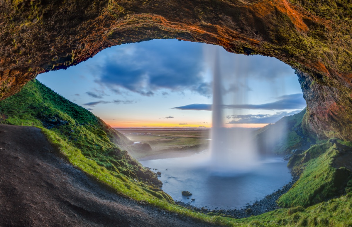 Ijsland waterfalls