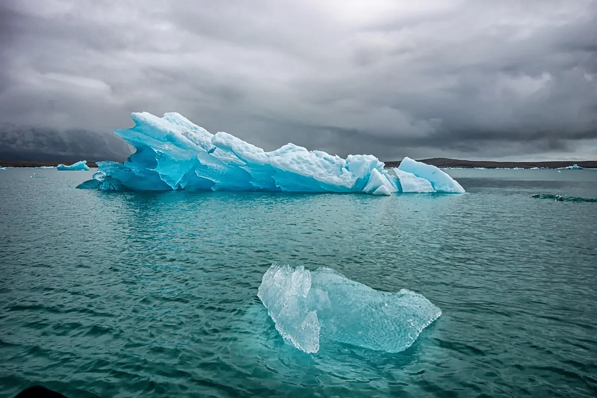 iceberg, glacier, outdoors, sea, to travel, nature, exploration, jökulsarlon, environment, iceland